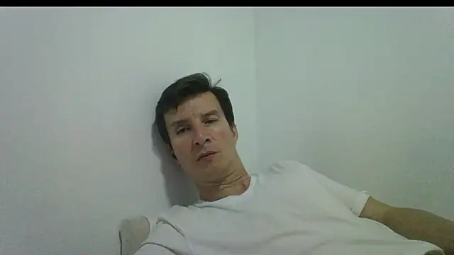 carliesexyman online show from November 2025 03:27:02 AM