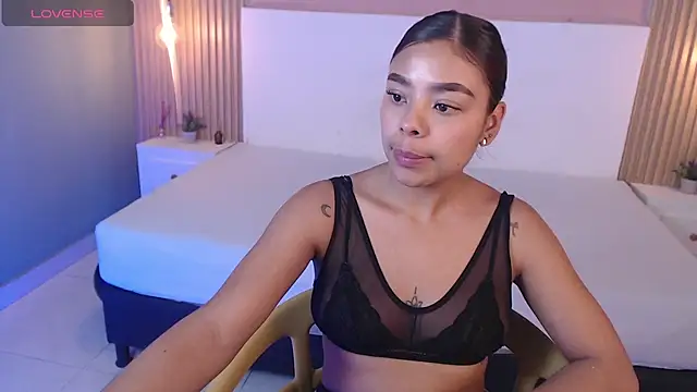 SoffiaDams2 online show from November 2025 11:54:01 AM