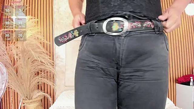 NAIA ROSSI online show from November 2025 03:24:02 PM