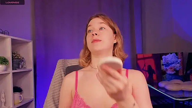 NicoletteTegeler online show from November 2025 06:35:01 AM