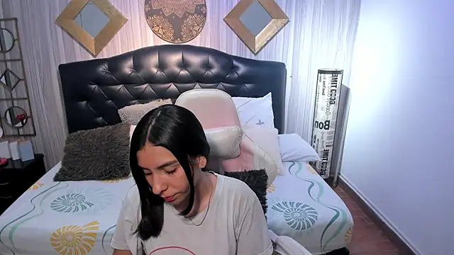 shirley sweet  online show from November 2025 08:53:02 PM