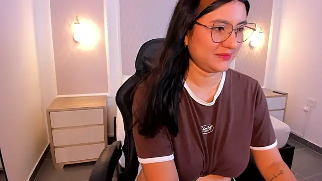 samantha17 x online show from November 2025 12:27:02 PM