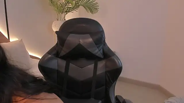 samantha17 x online show from November 2025 02:32:01 PM