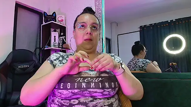 Natasha Amber online show from November 2025 01:48:01 PM