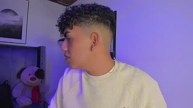 Niick Twiink online show from October 2025 08:09:02 PM