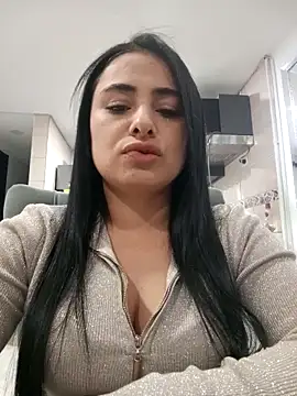 solandrea online show from October 2025 11:38:01 PM