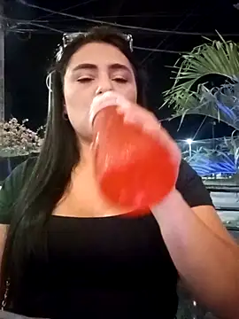 solandrea online show from November 2025 03:06:02 AM