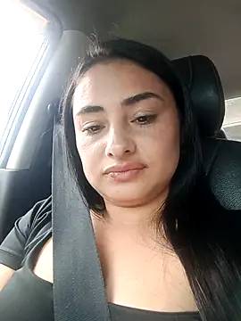 solandrea online show from November 2025 05:12:02 PM