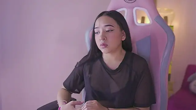 Zaffy  online show from December 2025 06:28:01 PM