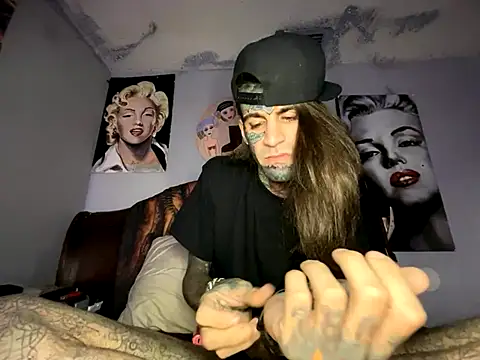 Dyskizly online show from November 2025 04:06:01 PM