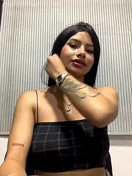 Kim Luna1 online show from December 2025 08:41:02 AM