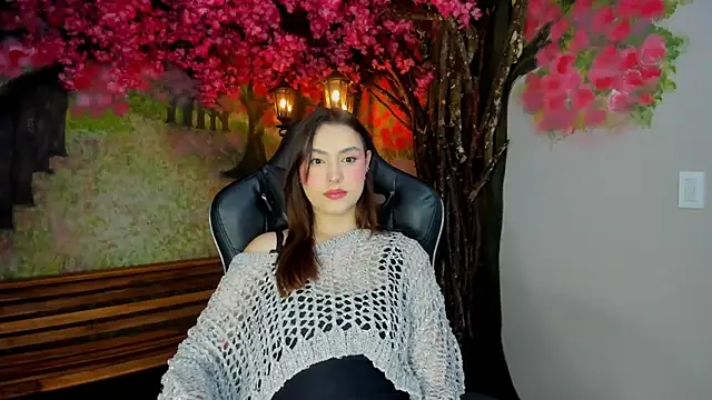 Snapshot of DakotaRussell_ chatting on November 2025 11:24:01 AM DakotaRussell online show from November 2025 11:24:01 AM