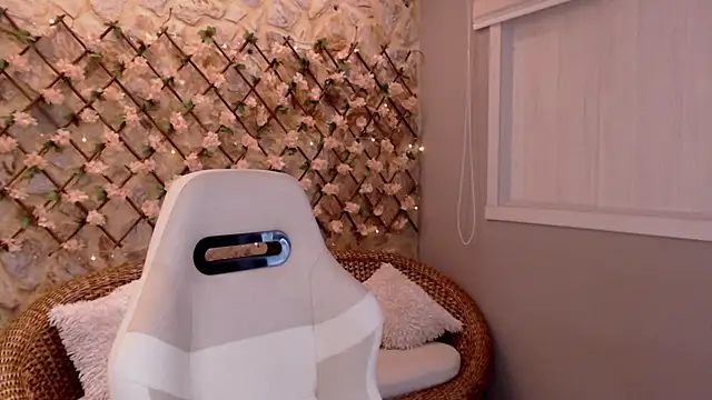 DakotaRussell  online show from January 2026 02:44:01 PM