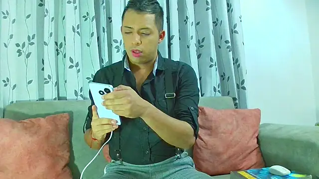 Snapshot of Mike_Fetiche chatting on November 2025 06:13:01 AM Mike Fetiche online show from November 2025 06:13:01 AM