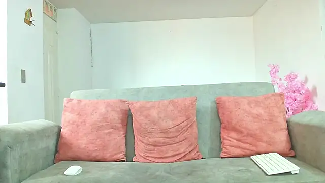 Snapshot of Mike_Fetiche chatting on February 2026 05:43:01 PM Mike Fetiche online show from February 2026 05:43:01 PM