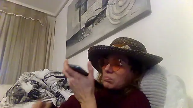 loveryvicky online show from January 2026 05:04:01 PM