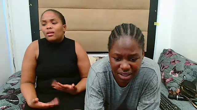 DARKberryDIAMOND online show from November 2025 02:28:01 PM