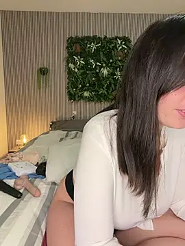 MysteryGirl   online show from December 2025 08:56:02 AM