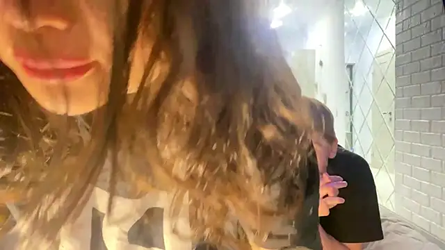 moodcouple online show from November 2025 05:26:01 PM