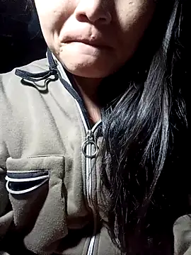 yoyo-mi online show from November 2025 03:52:02 AM