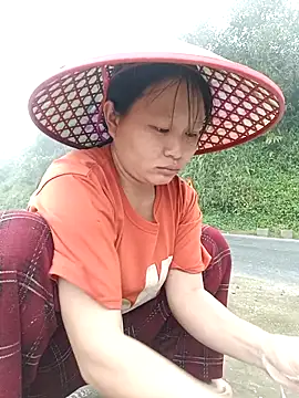 yoyo-mi online show from November 2025 03:39:02 AM