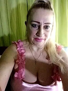 Esenia505 online show from March 2026 04:46:01 PM