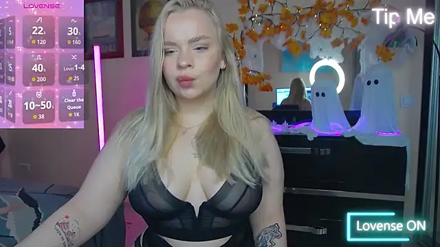 LisaCandy1 online show from October 2025 08:04:02 AM