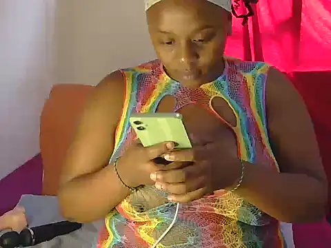 sexy-Halo online show from November 2025 08:19:01 AM