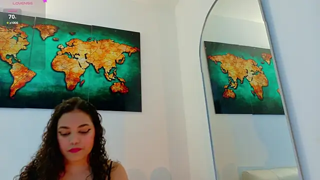 Snapshot of R3d_Moonss__ chatting on February 2026 06:59:02 PM R3d Moonss online show from February 2026 06:59:02 PM