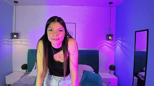 samantaortega   online show from November 2025 08:22:02 PM