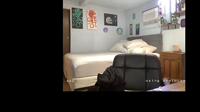 kristallic online show from February 2026 08:25:01 PM