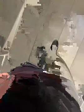 LeoBlaze13 online show from December 2025 09:57:01 PM