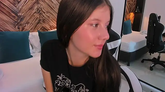 valery clap online show from October 2025 03:03:02 PM