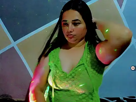 BeckyFlowers online show from November 2025 04:34:01 AM