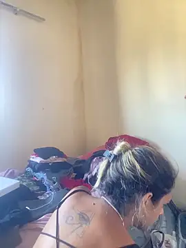 sabrinaneves online show from April 2026 11:10:01 AM