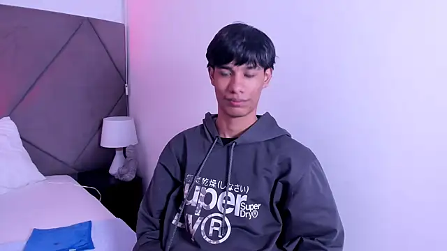 michael vidal online show from November 2025 07:36:02 PM