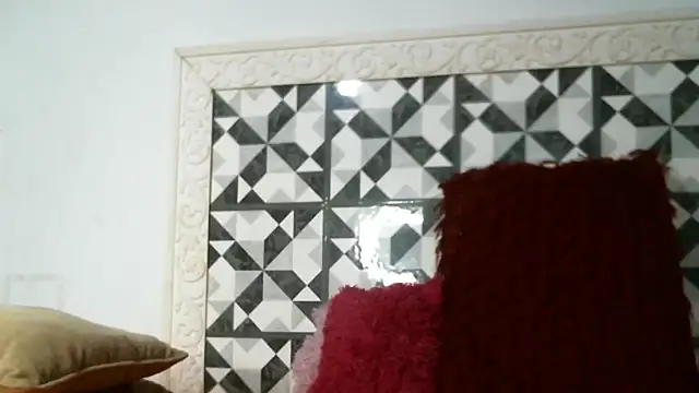 coffeandmilk1 online show from March 2026 10:21:02 PM