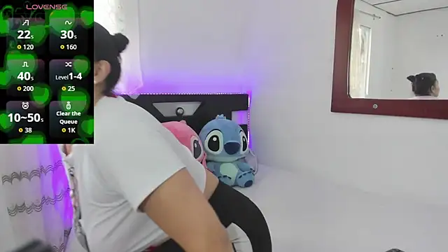 Isa-Giraldo online show from February 2026 01:49:02 PM