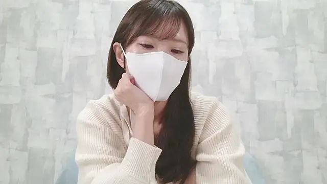 Minami jjjj online show from December 2025 01:00:01 AM