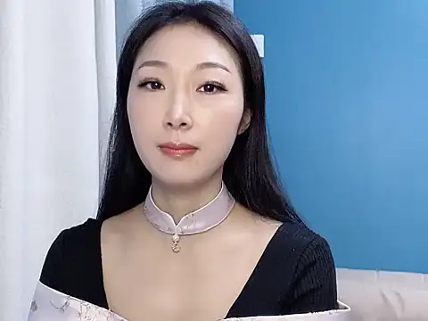 ella55-- online show from November 2025 03:45:02 AM