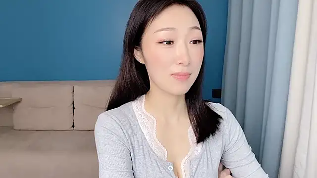 ella55-- online show from April 2026 01:11:02 AM