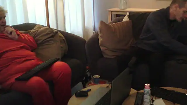 Sylviastar46 online show from December 2025 07:57:02 AM