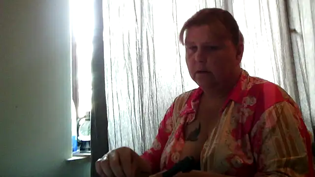Snapshot of Sylviastar46 chatting on June 2026 08:39:01 AM Sylviastar46 online show from June 2026 08:39:01 AM