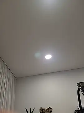 hotestanal online show from November 2025 04:08:02 PM