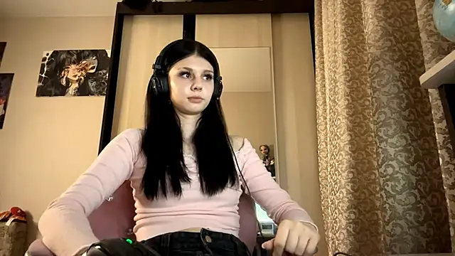 AnGallo online show from November 2025 06:08:01 PM