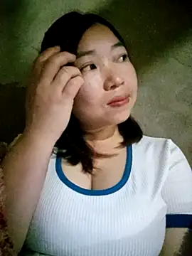 julybe online show from March 2026 02:50:01 PM