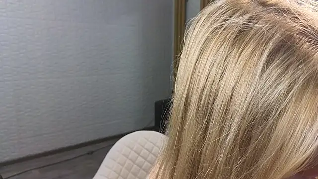 BirdieRivas online show from November 2025 05:55:01 AM