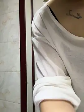 aniani11 online show from February 2026 02:11:02 PM