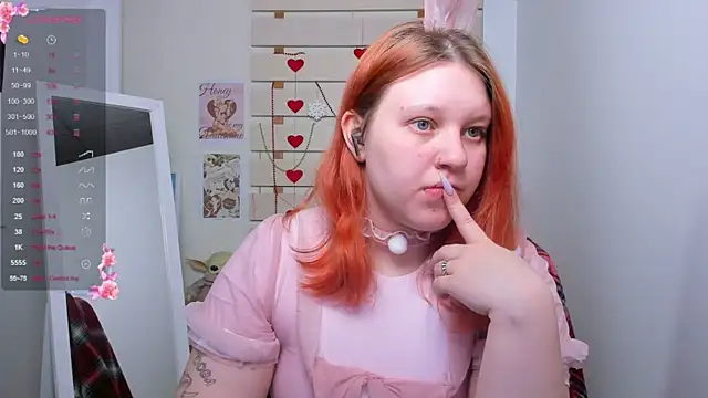 FoxPlayXX online show from April 2026 06:56:02 PM