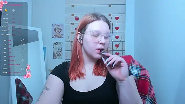 FoxPlayXX online show from April 2026 06:59:02 PM